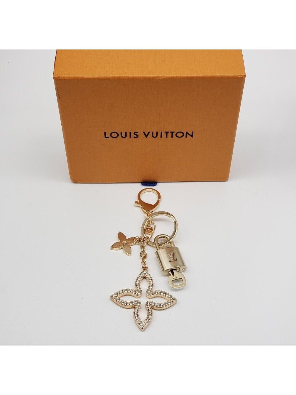 Authentic Louis Vuitton Gold Lock & Box w/ Unbranded Clover Bagcharm - Picture 9 of 9